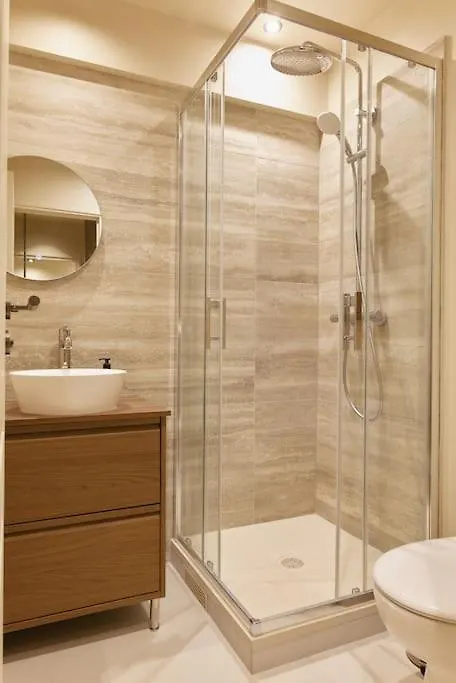 Saint Charles - Duke Housing Apartament